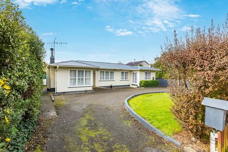 Photo of property in 65 Great North Road, Waipawa, 4210