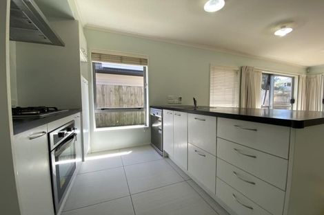 Photo of property in 10 Cresswell Place, Johnsonville, Wellington, 6037