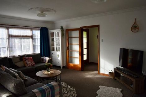 Photo of property in 120 Seaview Road, Westown, New Plymouth, 4310
