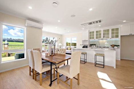 Photo of property in 35 Hayfield Way, Karaka, Papakura, 2113