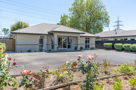 Photo of property in 8 Rochford Court, Hamilton East, Hamilton, 3216