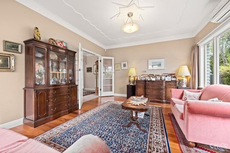 Photo of property in 19 Hinau Street, Woburn, Lower Hutt, 5010