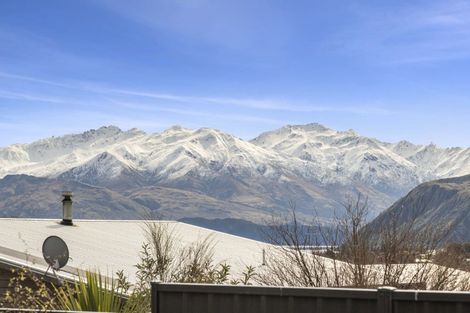 Photo of property in 37 Farrant Drive, Wanaka, 9305