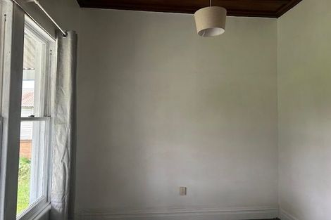 Photo of property in 14 Bibby Street, Waipawa, 4210