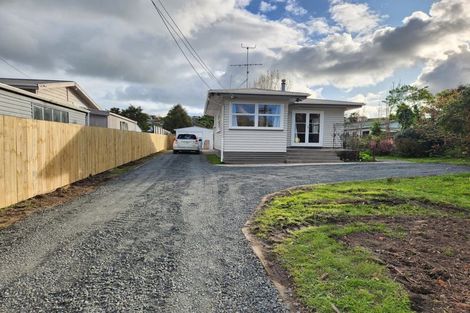 Photo of property in 71 Awaroa Road, Helensville, 0800
