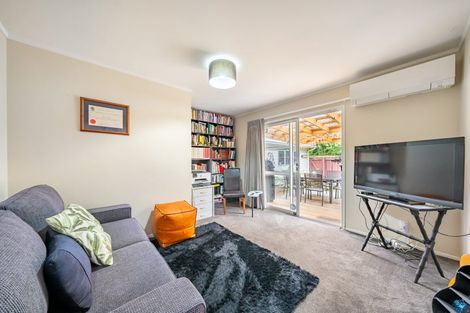 Photo of property in 36 Larchmont Grove, Totara Park, Upper Hutt, 5018