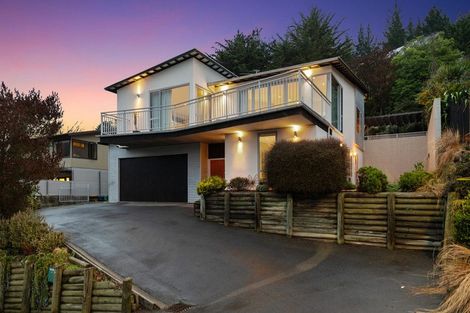 Photo of property in 5 Emerald Lane, Cashmere, Christchurch, 8022