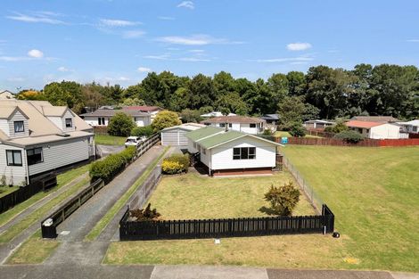 Photo of property in 25 Reynolds Road, Pukekohe, 2120