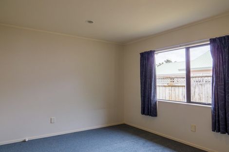 Photo of property in 7 Edgewater Grove, Whakatane, 3120