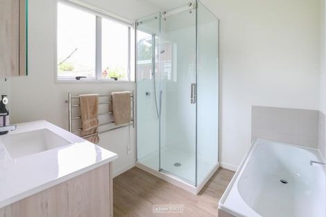 Photo of property in 1 Fraser Road, Papatoetoe, Auckland, 2025