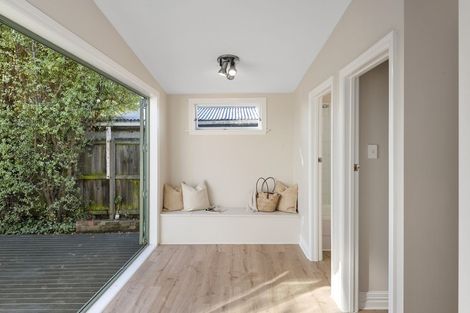 Photo of property in 112 Cranford Street, St Albans, Christchurch, 8014