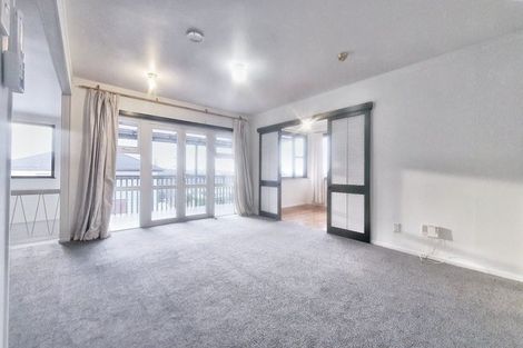 Photo of property in 75 Forest Hill Road, Henderson, Auckland, 0612