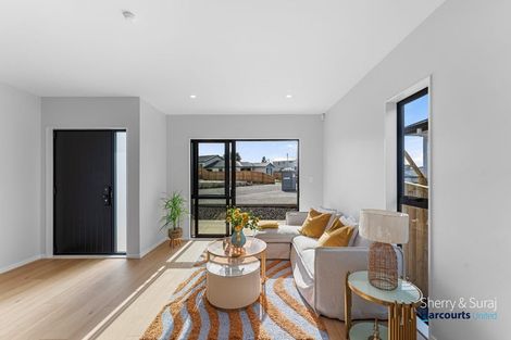 Photo of property in 71 Tributary Parade, Karaka, Papakura, 2113