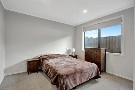 Photo of property in 2u2 Grange Avenue, Nawton, Hamilton, 3200