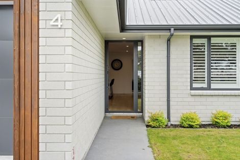 Photo of property in 4 Taylor Street, Cambridge, 3434