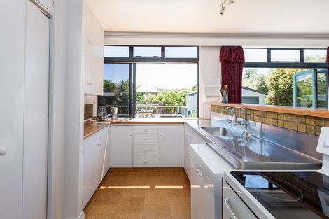 Photo of property in 28 Church Street, Waipawa, 4210