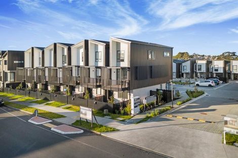 Photo of property in 30b/5 Westgate Drive, Massey, Auckland, 0614