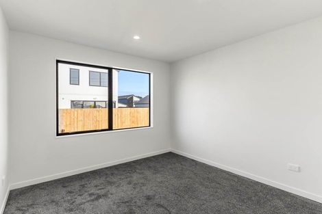 Photo of property in 43 Puwha Street, Massey, Auckland, 0614