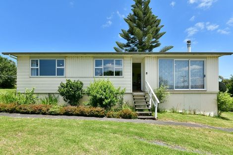 Photo of property in 53 Rautawhiri Road, Helensville, 0800