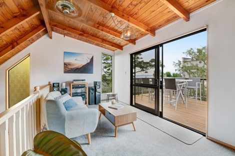 Photo of property in 22b Stanmore Bay Road, Stanmore Bay, Whangaparaoa, 0932