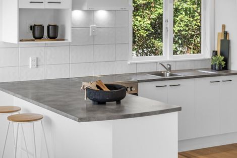 Photo of property in 16 Prisk Street, Melville, Hamilton, 3206