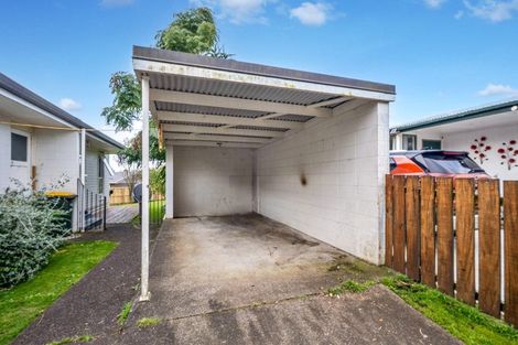 Photo of property in 8 Tawa Place, Waiuku, 2123