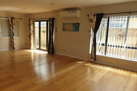 Photo of property in 14 Nandi Lane, Ranui, Auckland, 0612