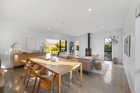 Photo of property in 4b Harakeke Drive, Wharewaka, Taupo, 3330