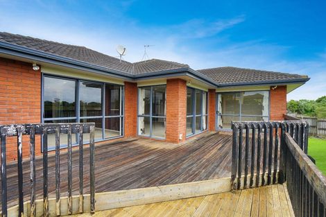 Photo of property in 33 Fergy Crescent, Wattle Downs, Auckland, 2103