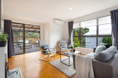 Photo of property in 25 Waihemo Street, Waitangirua, Porirua, 5024