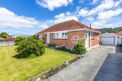 Photo of property in 1105 High Street, Taita, Lower Hutt, 5011