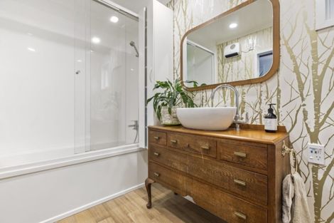 Photo of property in 2/24 Shetland Street, Glen Eden, Auckland, 0602