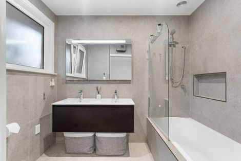 Photo of property in 17 Harrowdale Drive, Avonhead, Christchurch, 8042