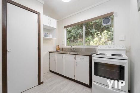 Photo of property in 15f2 Bloomsbury Grove, Newlands, Wellington, 6037