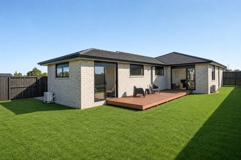 Photo of property in 18 Tiroake Street, Ruakura, Hamilton, 3214