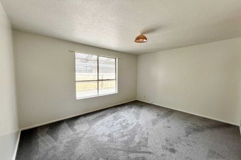 Photo of property in 51 Woodbury Street, Russley, Christchurch, 8042