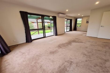 Photo of property in 6 Topaz Place, Bishopdale, Christchurch, 8053