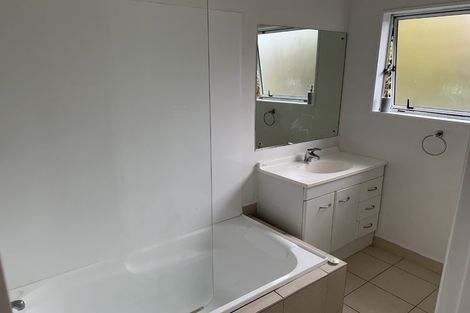 Photo of property in 12b Penton Road, Stanmore Bay, Whangaparaoa, 0932