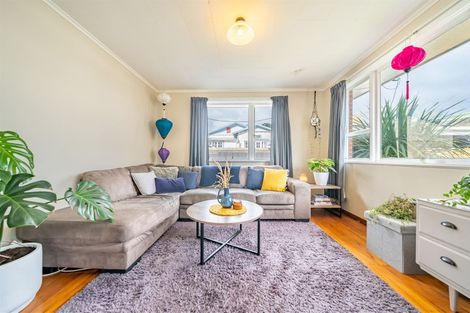 Photo of property in 68f2-a Seddon Street, Wallaceville, Upper Hutt, 5018
