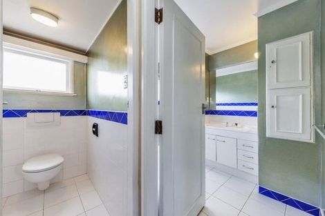 Photo of property in 19 Sheffield Street, Awapuni, Palmerston North, 4412