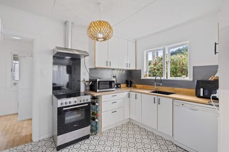 Photo of property in 1 Brick Street, Te Aroha, 3320