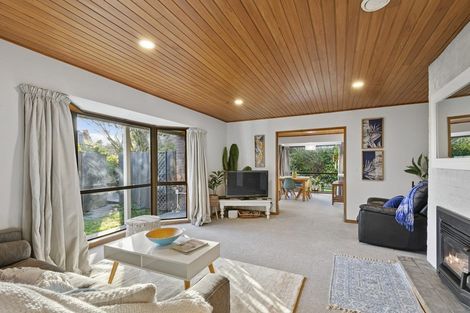 Photo of property in 32 Connemara Drive, Northwood, Christchurch, 8051