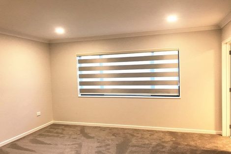 Photo of property in 8 Drover Close, Flat Bush, Auckland, 2019