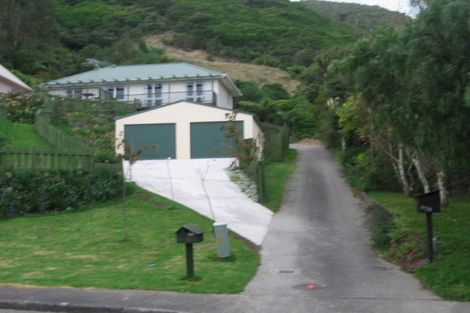 Photo of property in 63 Kotare Street, Waikanae, 5036