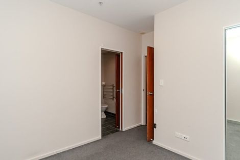 Photo of property in Atrium Towers, 8a/154 The Terrace, Wellington Central, Wellington, 6011