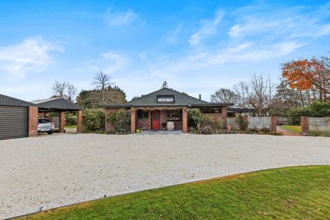 Photo of property in 37 Chinnerys Road, Woodend, 7610