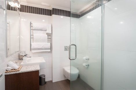 Photo of property in 17/225 Lake Terrace, Waipahihi, Taupo, 3330