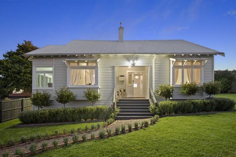 Photo of property in 192 Kitchener Road, Pukekohe, 2120