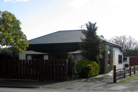 Photo of property in 225 High Street North, Carterton, 5713