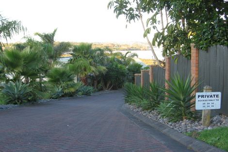 Photo of property in 28 Ferntree Terrace, West Harbour, Auckland, 0618